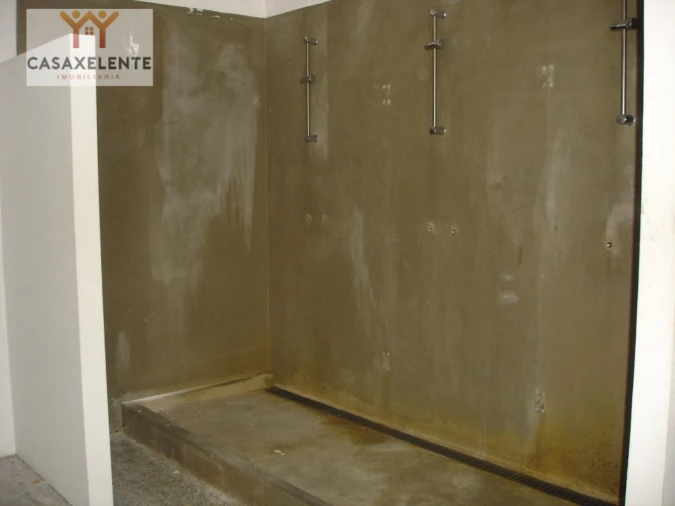 Armazém para Arrendamento em Pontinha e Famões Foto 13