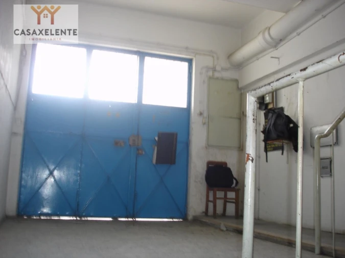 Armazém para Arrendamento em Pontinha e Famões Foto 14