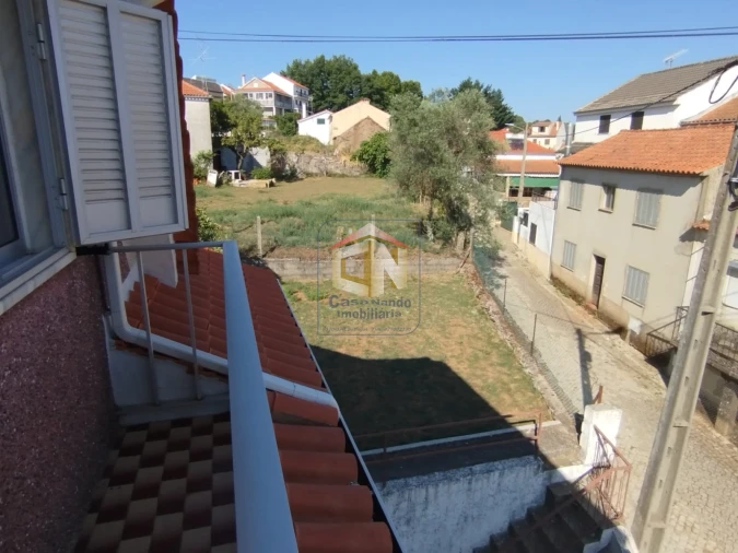 Moradia T5 para Venda em Quadrazais Foto 11