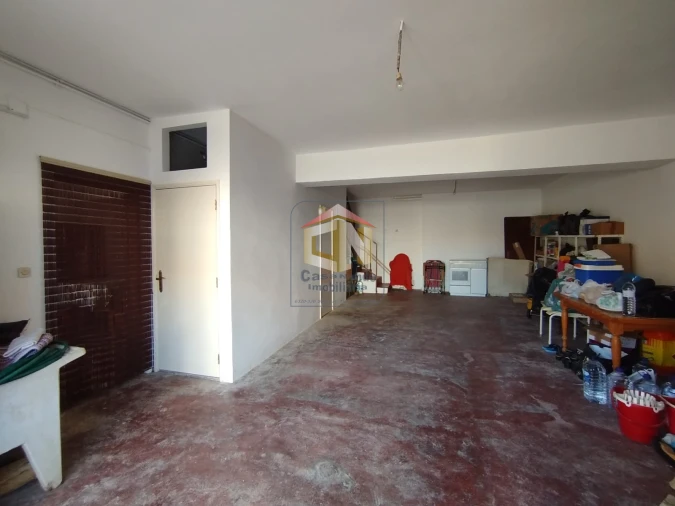 Moradia T5 para Venda em Quadrazais Foto 12