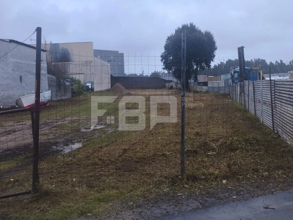 Terreno para Arrendamento em Moreira Foto 2