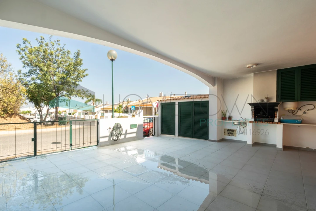 Moradia T3 para Venda em Albufeira e Olhos de Água Foto 27