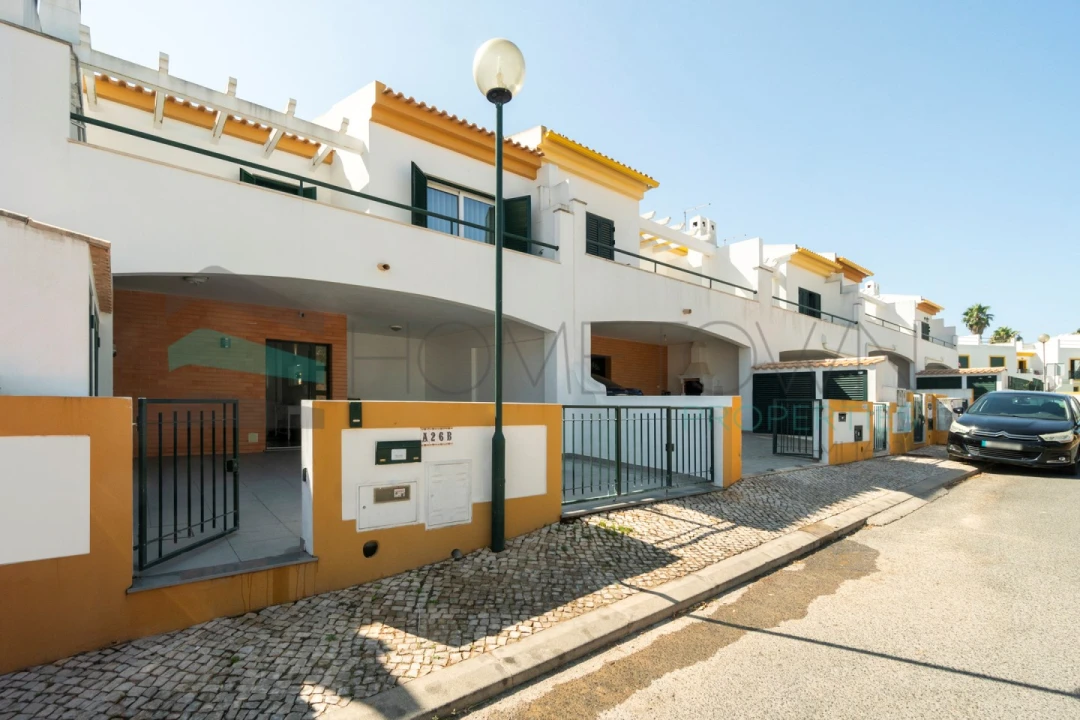 Moradia T3 para Venda em Albufeira e Olhos de Água Foto 29