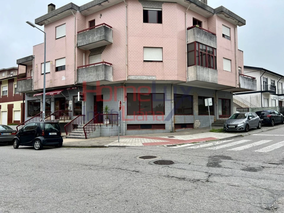 Negócio para Arrendamento em Ermesinde Foto 3