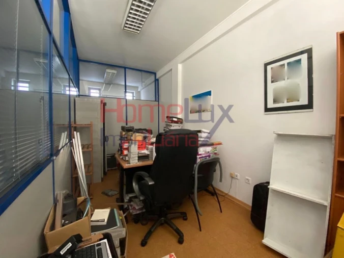 Loja para Venda em Milheiros Foto 10