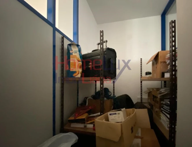 Loja para Venda em Milheiros Foto 14