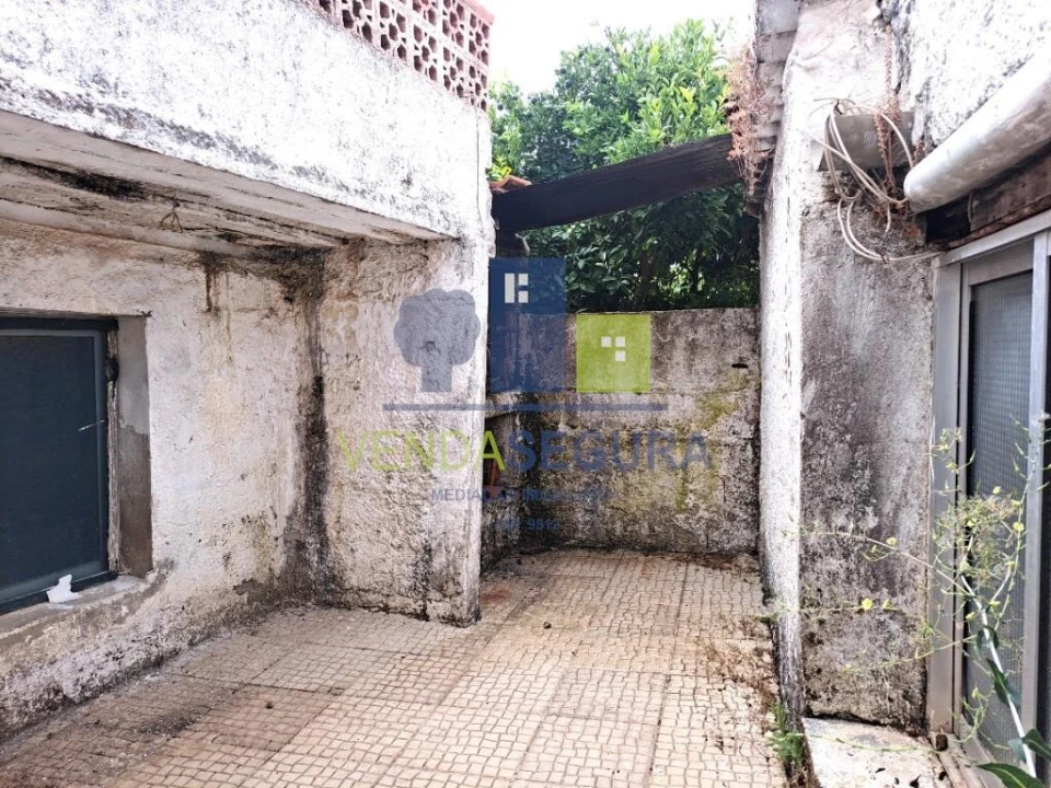 Moradia T3 para Venda em Cabeça Gorda Foto 23