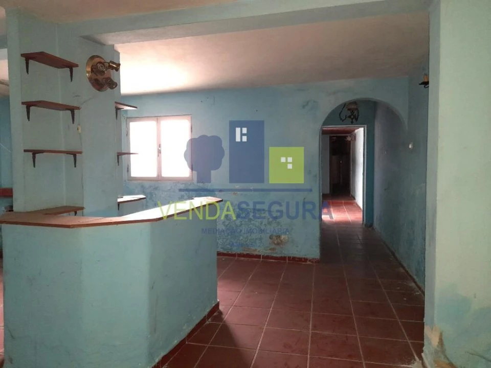 Moradia T3 para Venda em Cabeça Gorda Foto 2