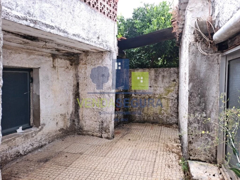 Moradia T3 para Venda em Cabeça Gorda Foto 12