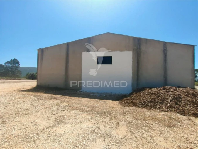 Armazém para Arrendamento em Minde Foto 8