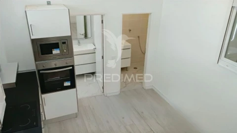Loja para Venda em Alto do Seixalinho, Santo André e Verderena