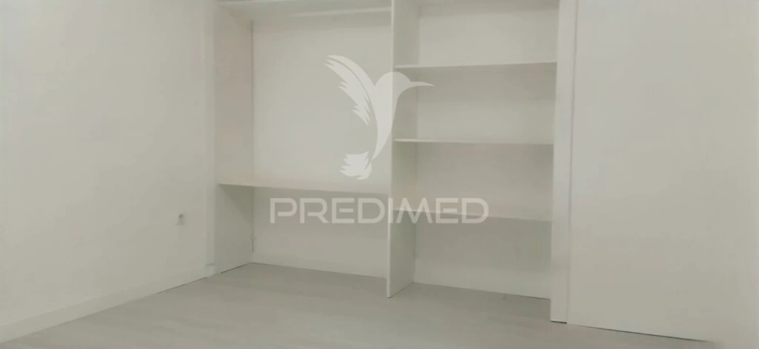 Loja para Venda em Laranjeiro e Feijó Foto 7