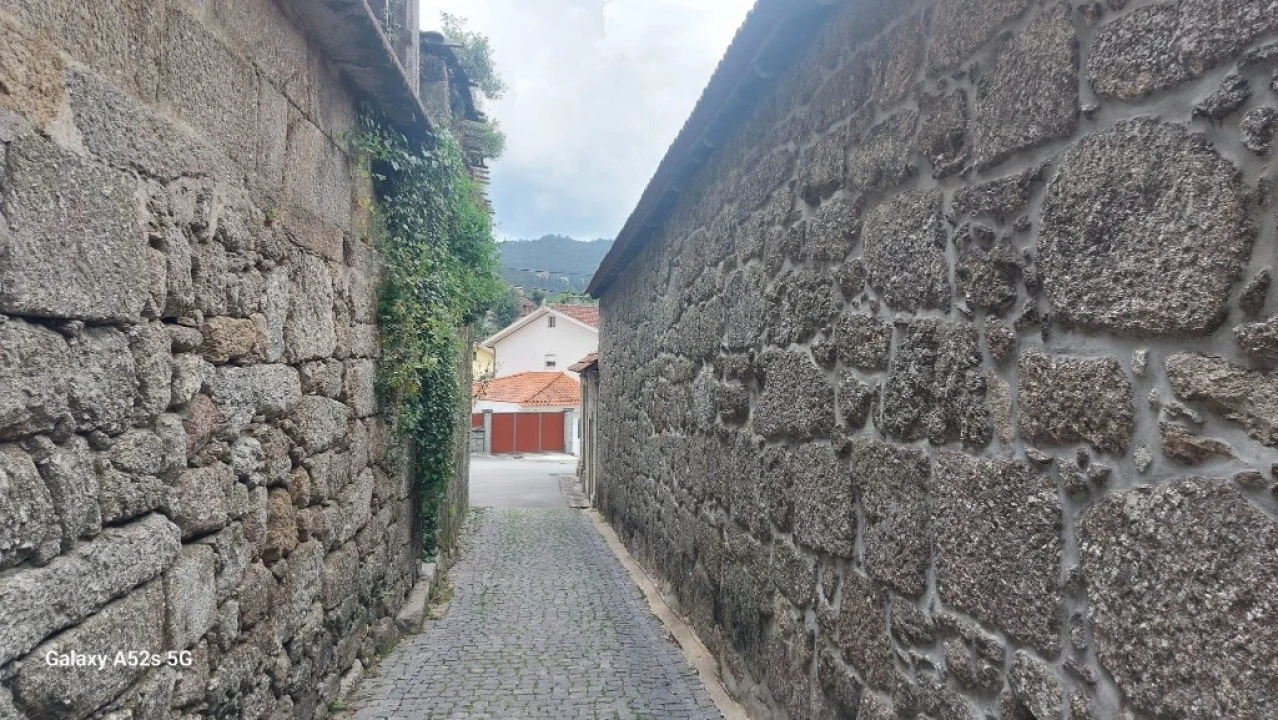 Moradia para Venda em Goães Foto 8