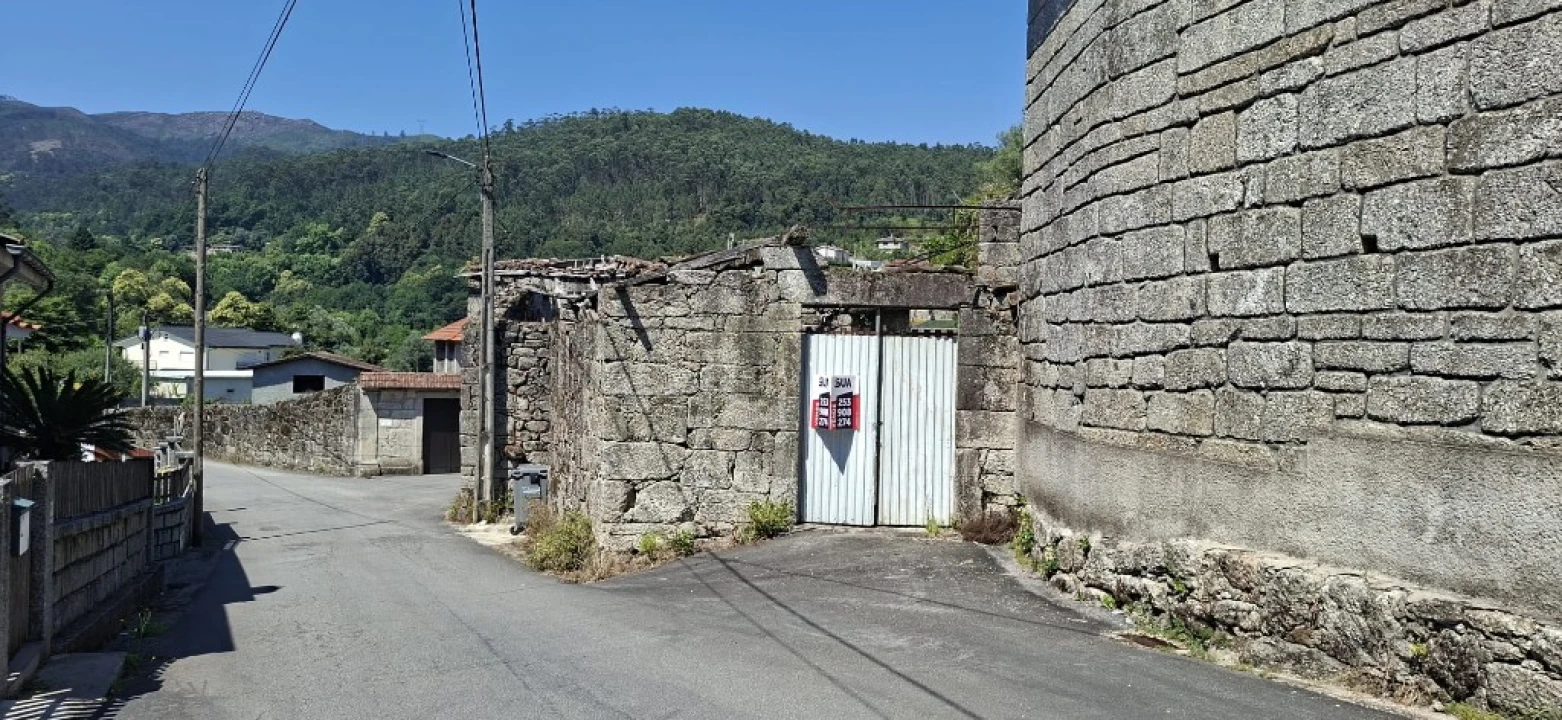 Moradia para Venda em Goães Foto 1