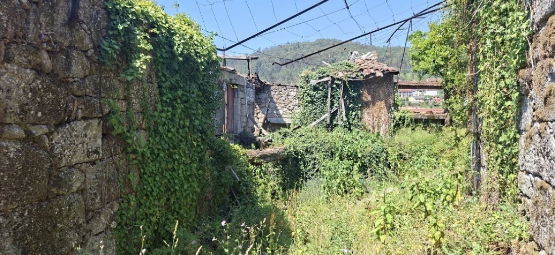 Moradia para Venda em Goães Foto 3