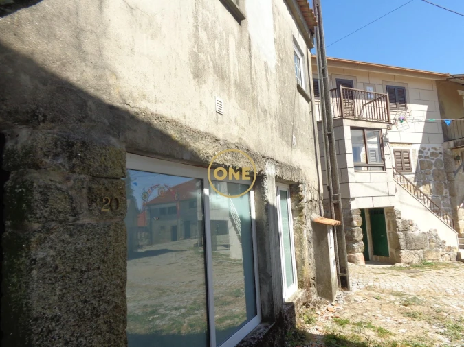 Moradia T3 para Venda em Negrões Foto 23