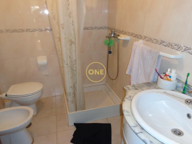 Moradia T3 para Venda em Negrões Foto 11