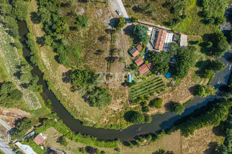 Terreno para Venda em Aguiar de Sousa Foto 8