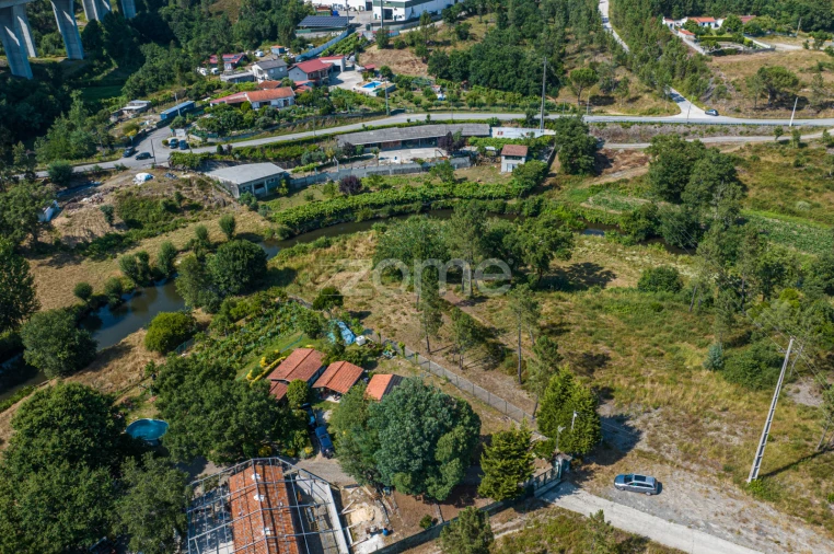 Terreno para Venda em Aguiar de Sousa Foto 11