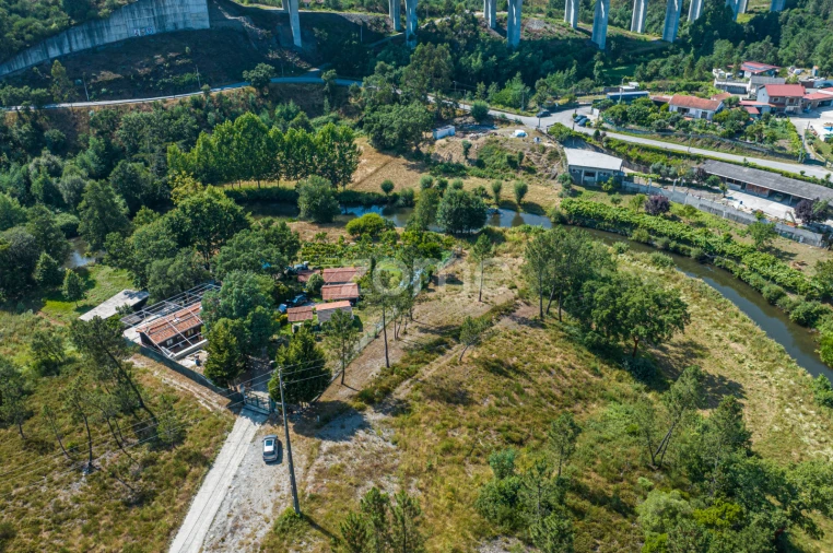 Terreno para Venda em Aguiar de Sousa Foto 12