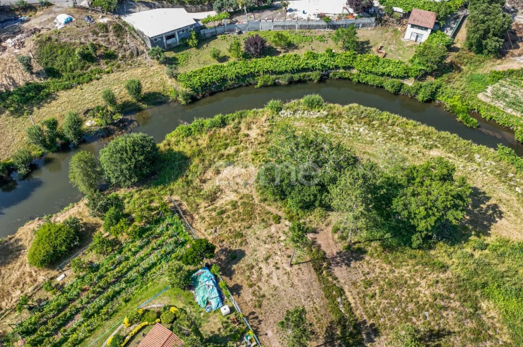 Terreno para Venda em Aguiar de Sousa Foto 9