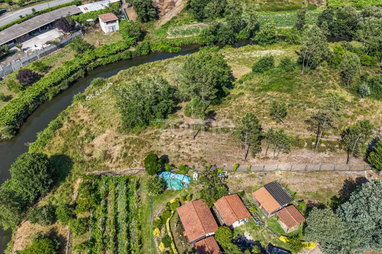 Terreno para Venda em Aguiar de Sousa Foto 16