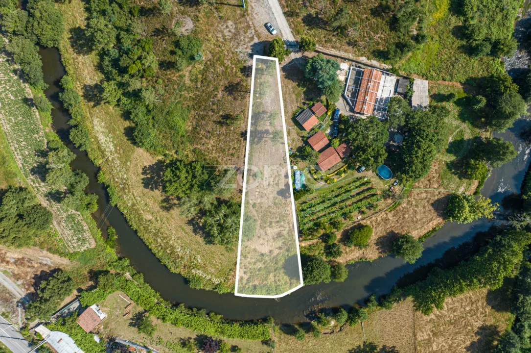 Terreno para Venda em Aguiar de Sousa Foto 6