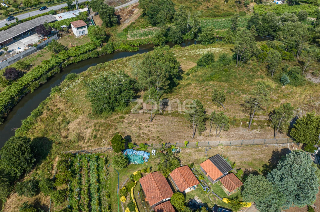 Terreno para Venda em Aguiar de Sousa Foto 10