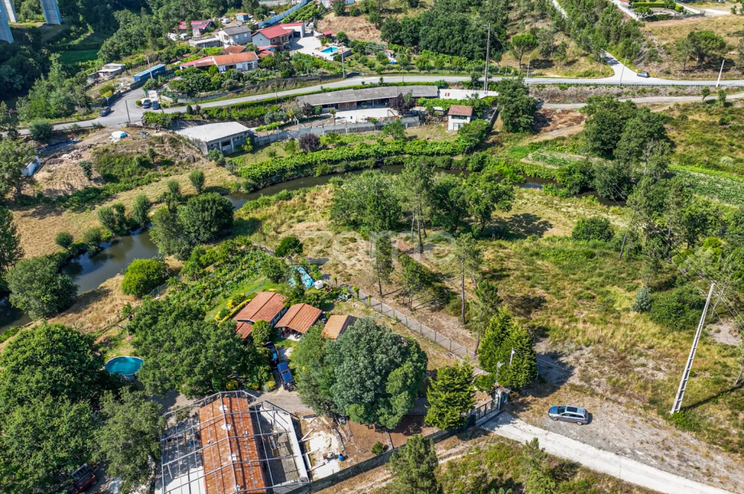 Terreno para Venda em Aguiar de Sousa Foto 17