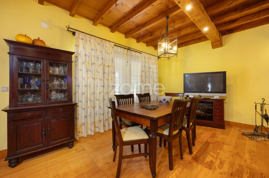 Quinta T4 para Venda em Nossa Senhora do Pranto Foto 15