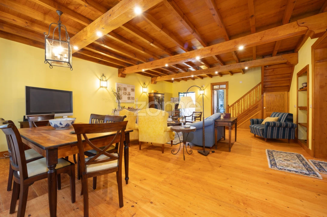 Quinta T4 para Venda em Nossa Senhora do Pranto Foto 14