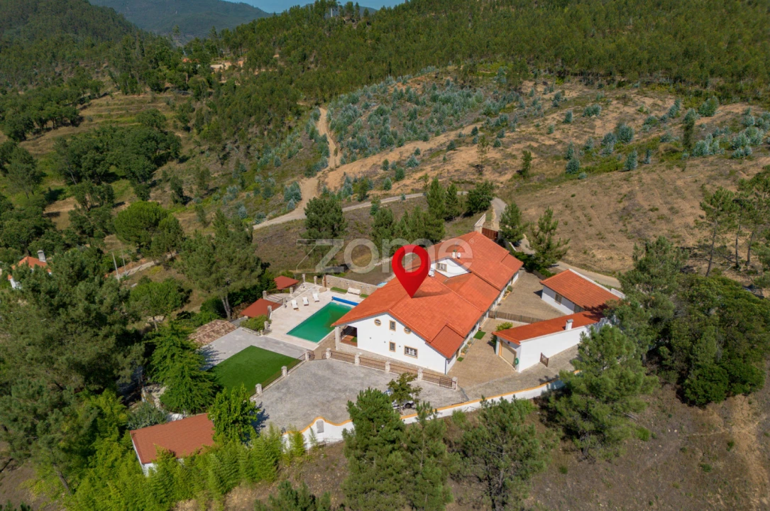 Quinta T4 para Venda em Nossa Senhora do Pranto Foto 52