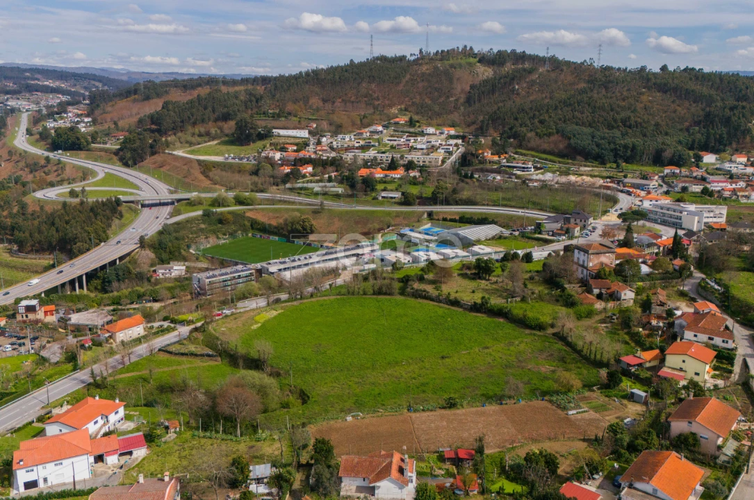 Terreno para Venda em Mesão Frio Foto 3