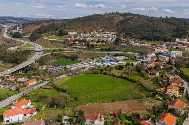 Terreno para Venda em Mesão Frio Foto 3