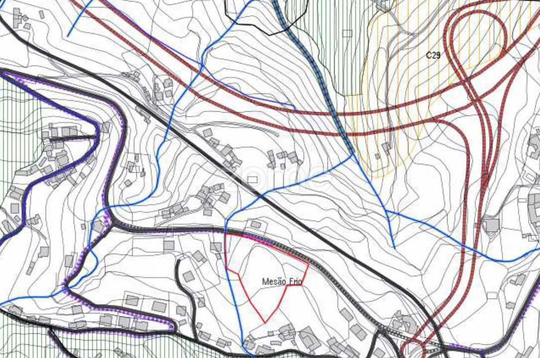 Terreno para Venda em Mesão Frio Foto 12