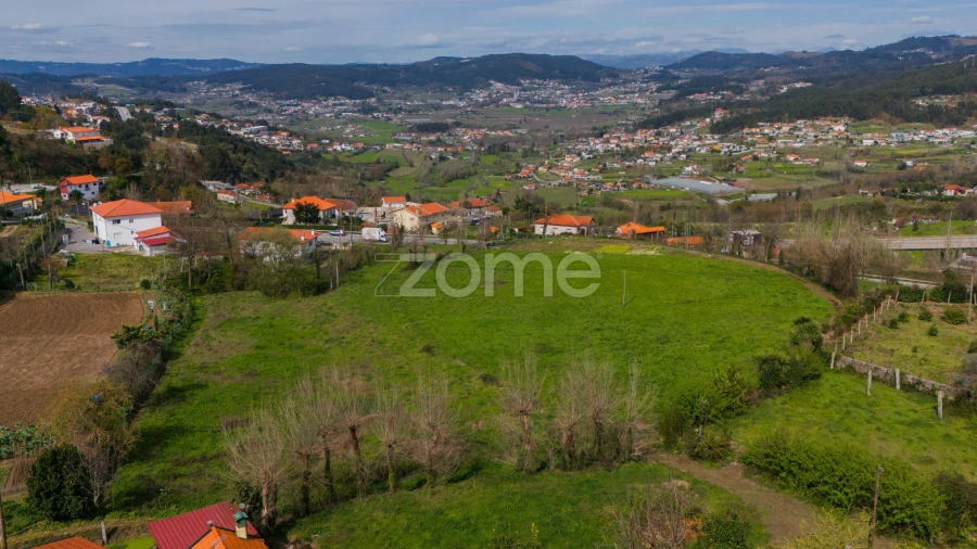 Terreno para Venda em Mesão Frio