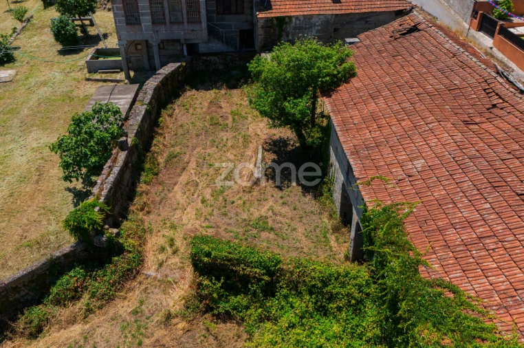 Moradia T7 para Venda em Vale (São Cosme), Telhado e Portela Foto 13