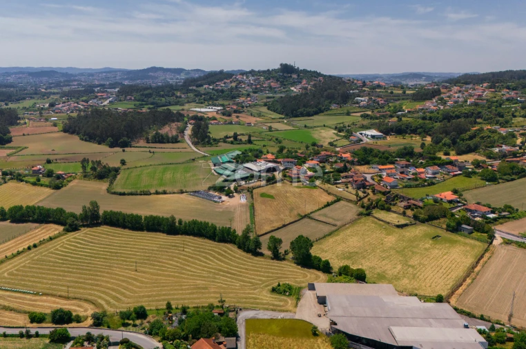 Moradia T7 para Venda em Vale (São Cosme), Telhado e Portela Foto 18