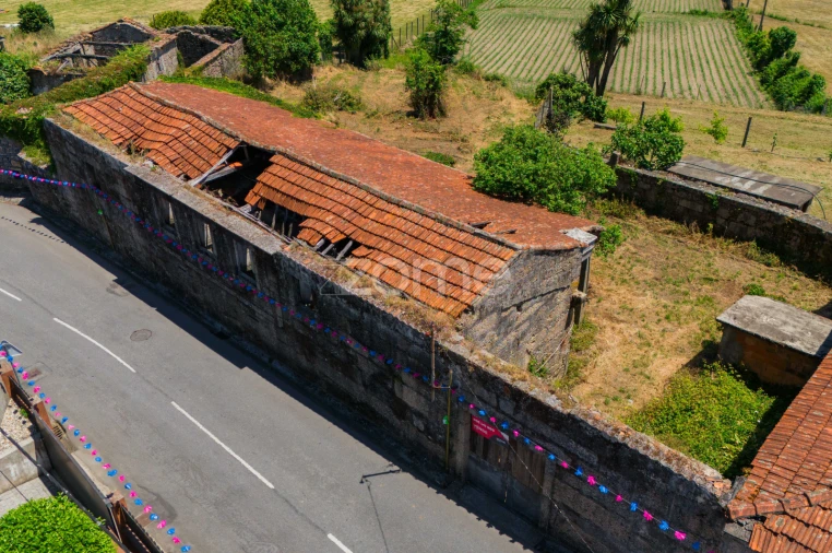 Moradia T7 para Venda em Vale (São Cosme), Telhado e Portela Foto 23