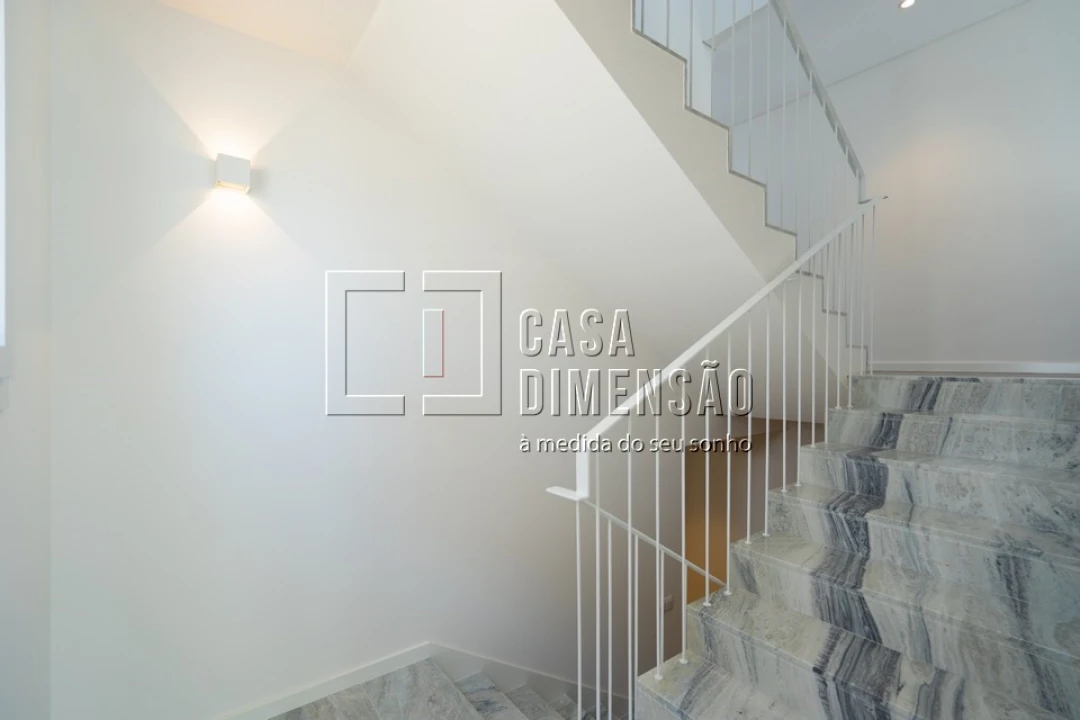 Moradia T3 para Venda em Laranjeiro e Feijó Foto 4