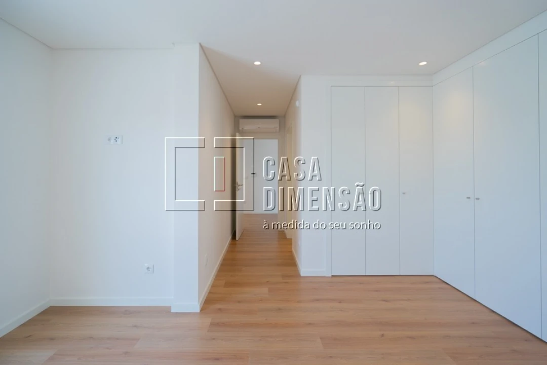 Moradia T3 para Venda em Laranjeiro e Feijó Foto 33