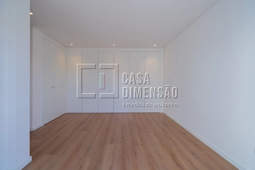 Moradia T3 para Venda em Laranjeiro e Feijó Foto 35