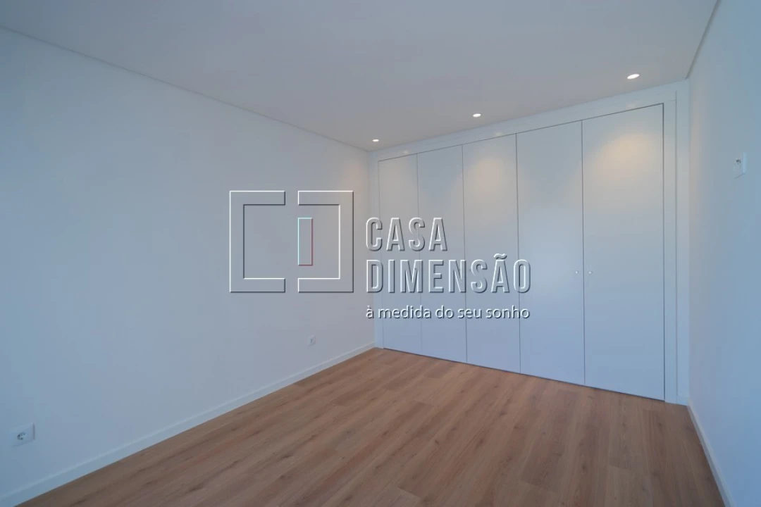 Moradia T3 para Venda em Laranjeiro e Feijó Foto 45