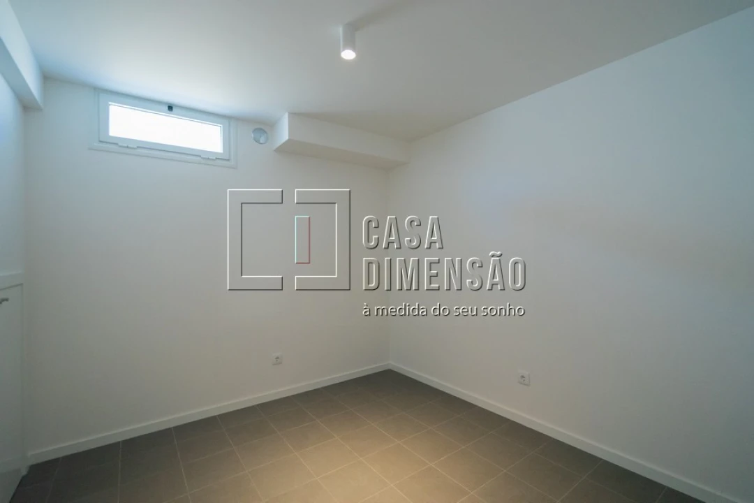 Moradia T3 para Venda em Laranjeiro e Feijó Foto 58