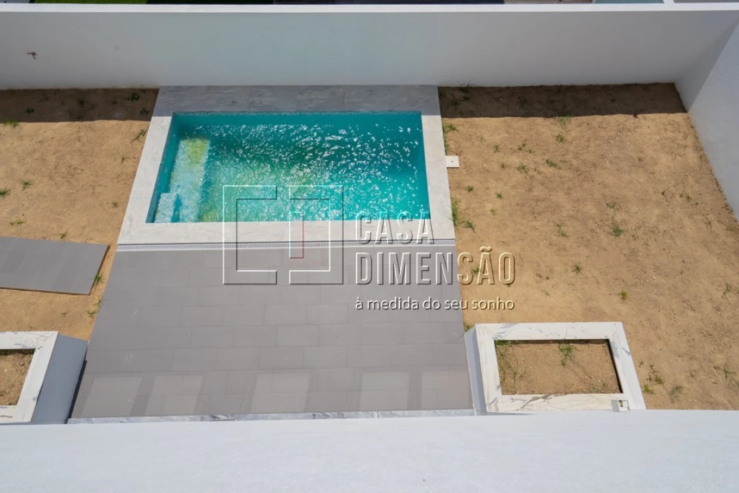 Moradia T3 para Venda em Laranjeiro e Feijó Foto 70