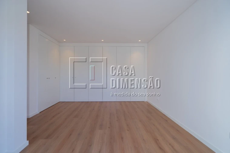 Moradia T3 para Venda em Laranjeiro e Feijó Foto 35