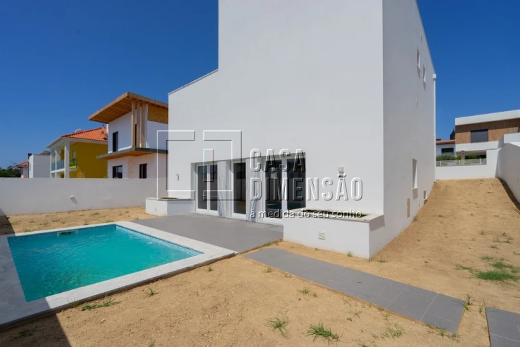 Moradia T3 para Venda em Laranjeiro e Feijó Foto 71