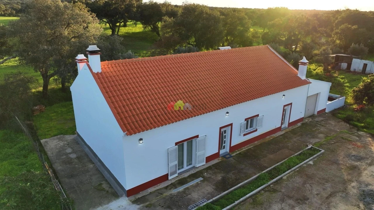 Moradia T3 para Venda em Nossa Senhora da Vila, Nossa Senhora do Bispo e Silveiras Foto 2