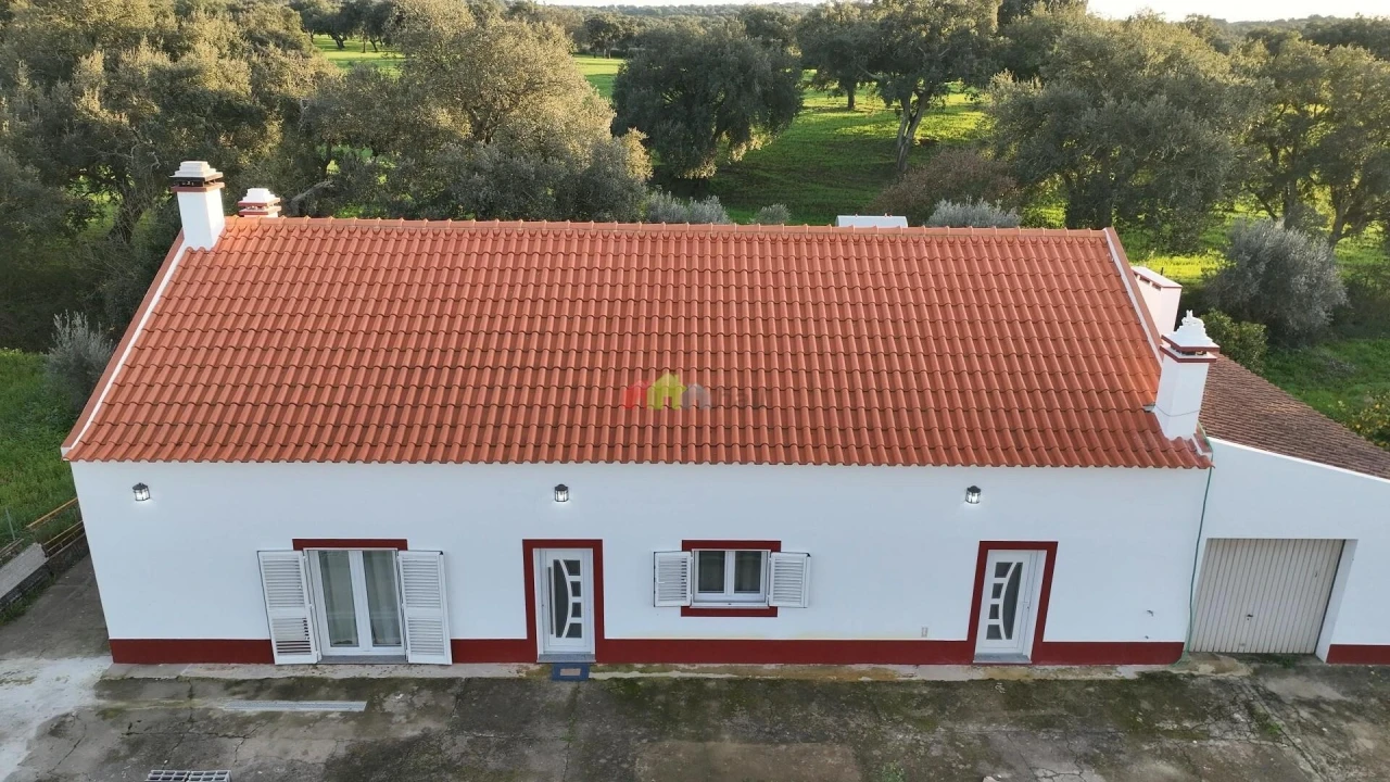 Moradia T3 para Venda em Nossa Senhora da Vila, Nossa Senhora do Bispo e Silveiras Foto 4