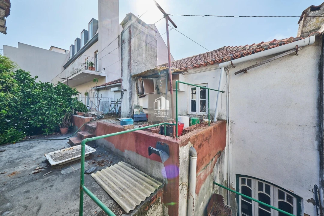 Prédio para Venda em Almada, Cova da Piedade, Pragal e Cacilhas Foto 20